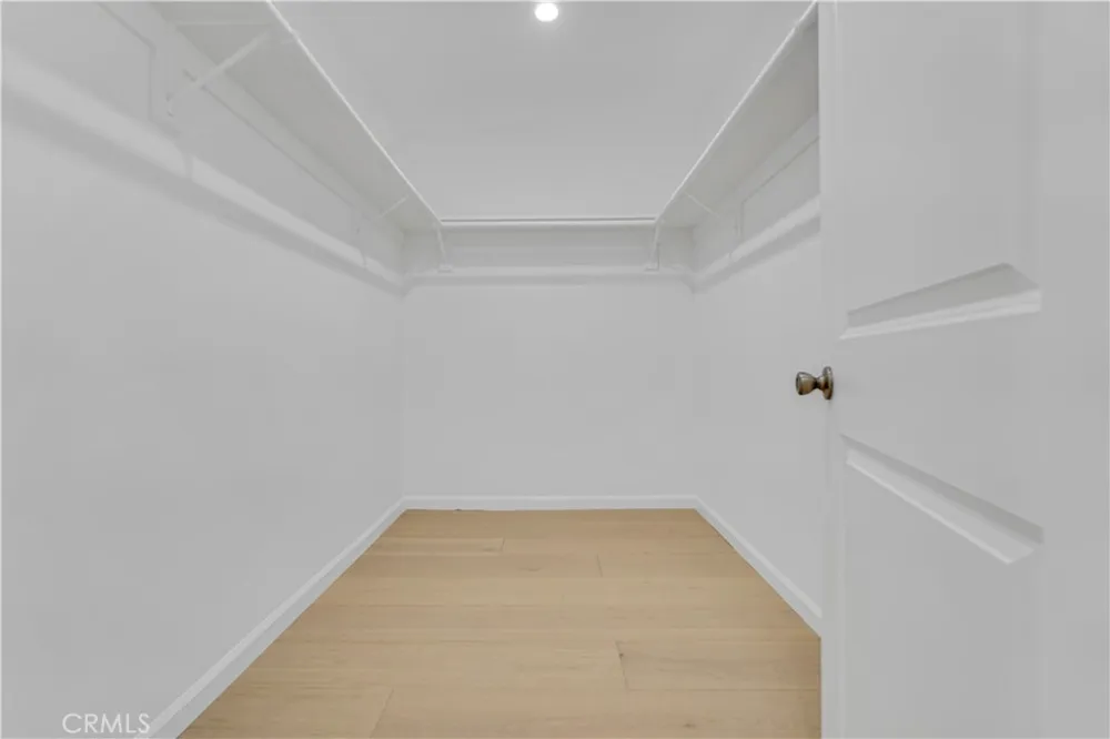7337 Caldus Avenue Van Nuys, CA 91406