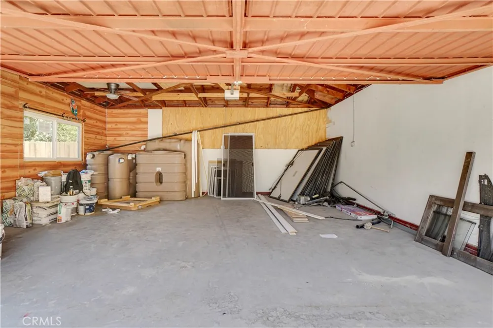 7337 Caldus Avenue Van Nuys, CA 91406