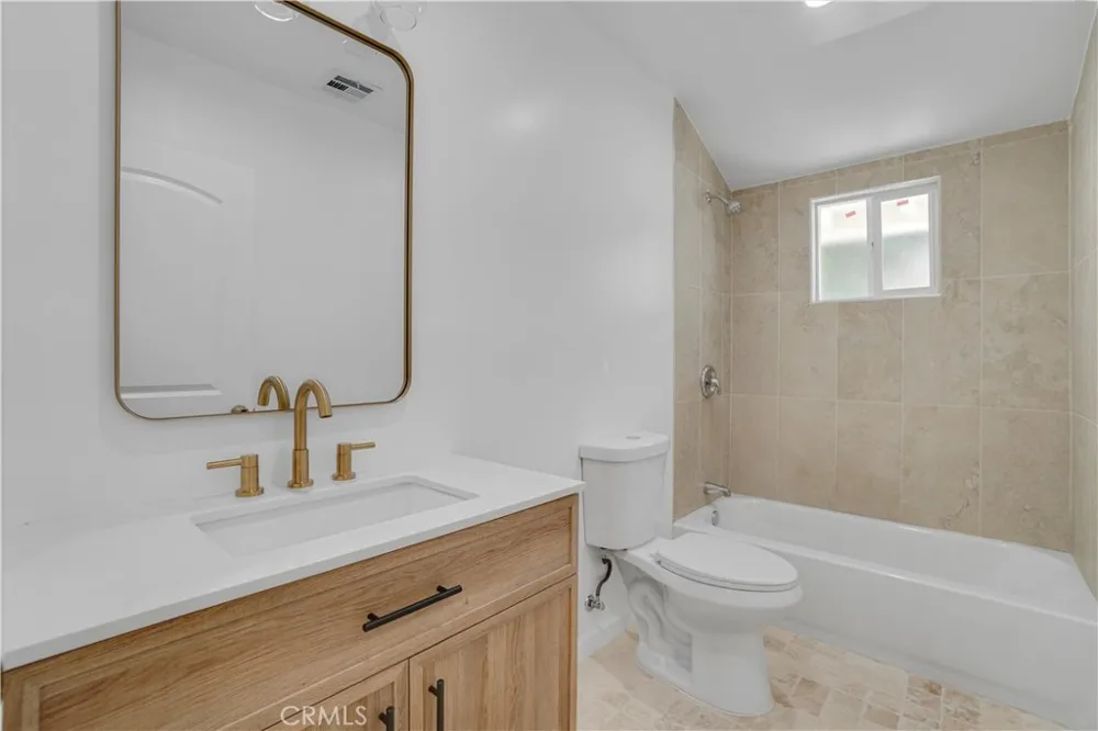 7337 Caldus Avenue Van Nuys, CA 91406