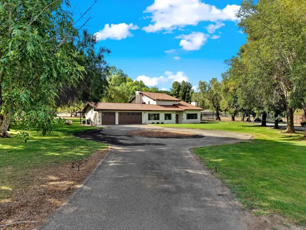 15459 Glentree Road Valley Center, CA 92082