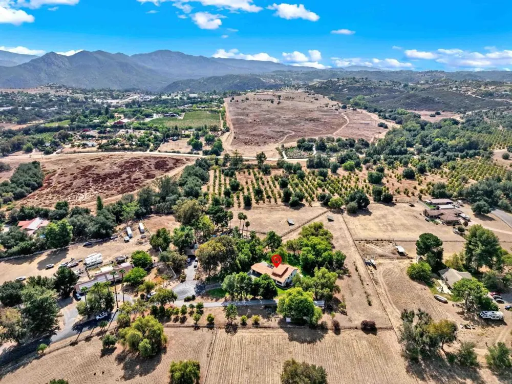 15459 Glentree Road Valley Center, CA 92082
