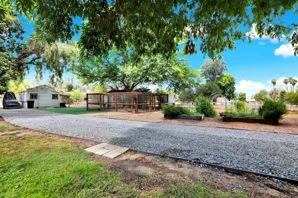 15459 Glentree Road Valley Center, CA 92082