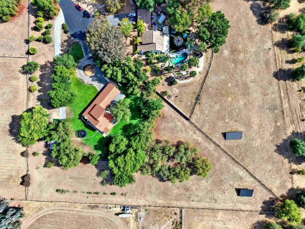 15459 Glentree Road Valley Center, CA 92082