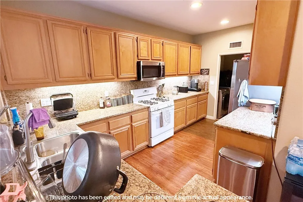 10 Bolinas #20 Irvine, CA 92602