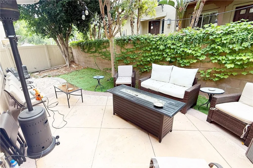 10 Bolinas #20 Irvine, CA 92602