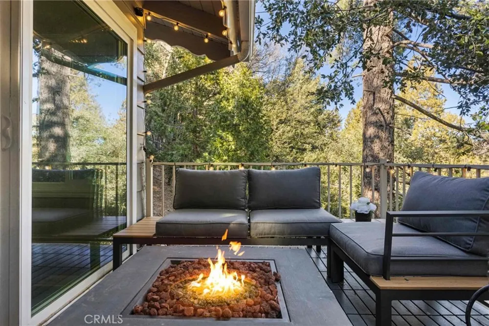24649 Valle Drive Crestline, CA 92325