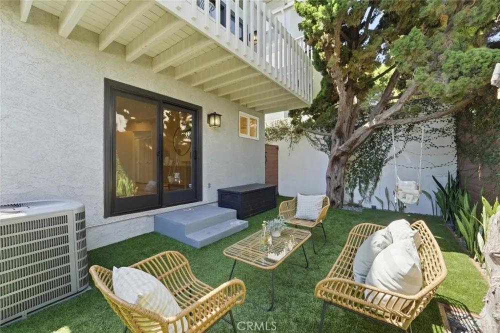 1610 Carver Redondo Beach, CA 90278