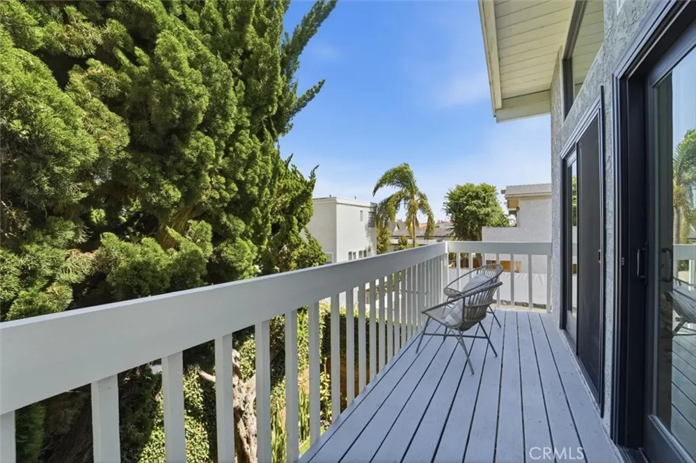 1610 Carver Redondo Beach, CA 90278