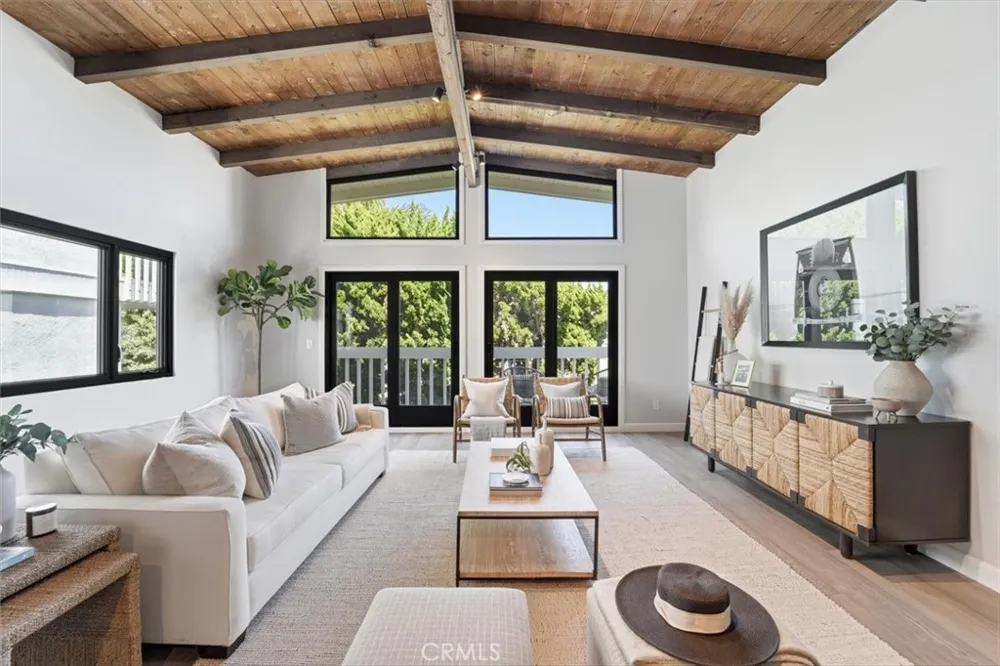 1610 Carver Redondo Beach, CA 90278