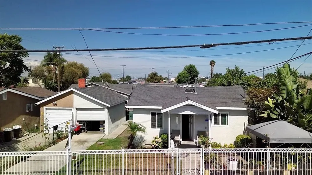 13606 S Largo Avenue Compton, CA 90222