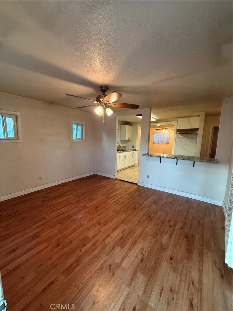 13606 S Largo Avenue Compton, CA 90222