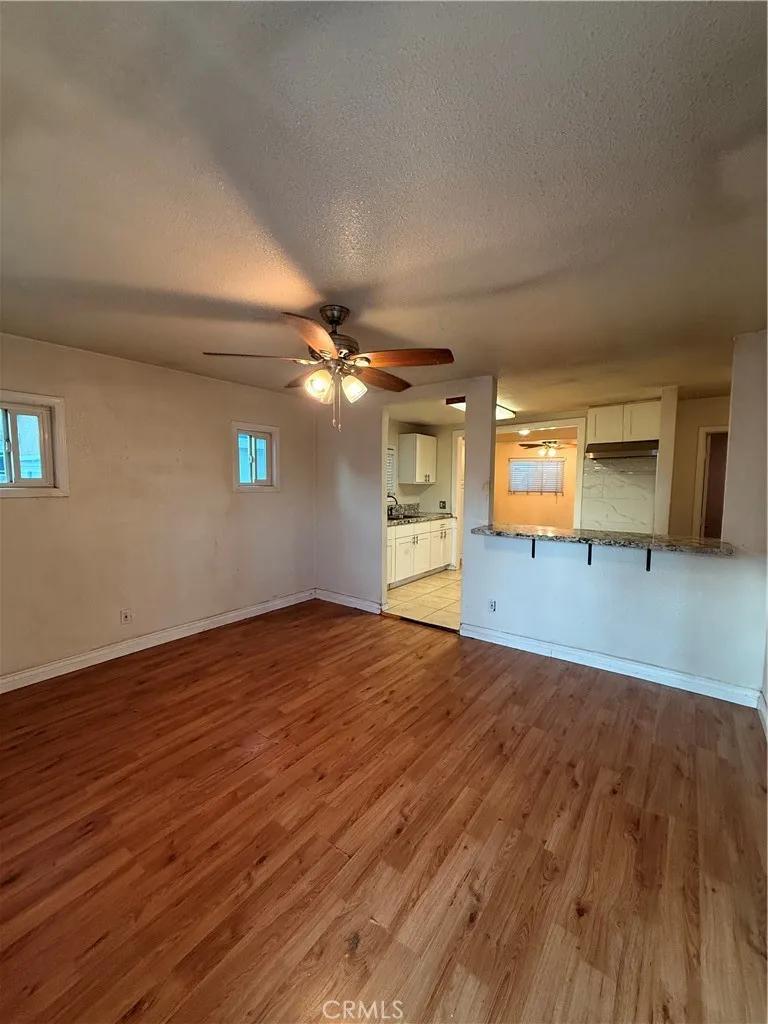 13606 S Largo Avenue Compton, CA 90222