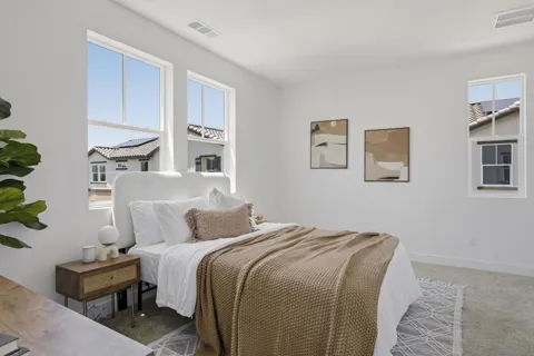 244 Pico Ave #4