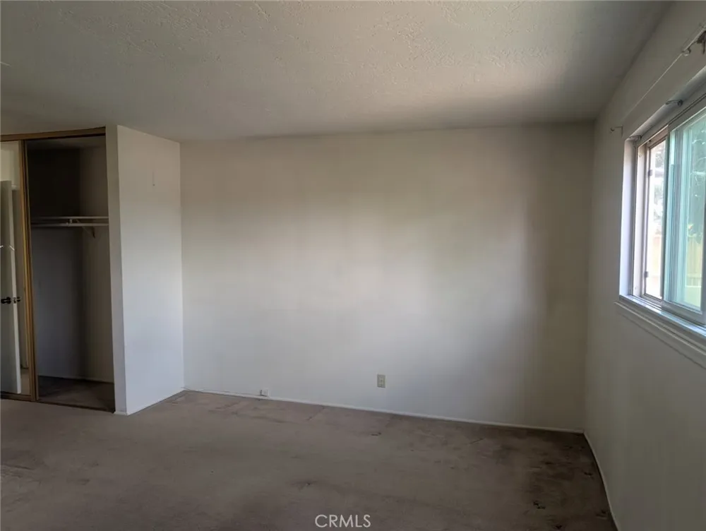 13887 Oakmont Drive Victorville, CA 92395