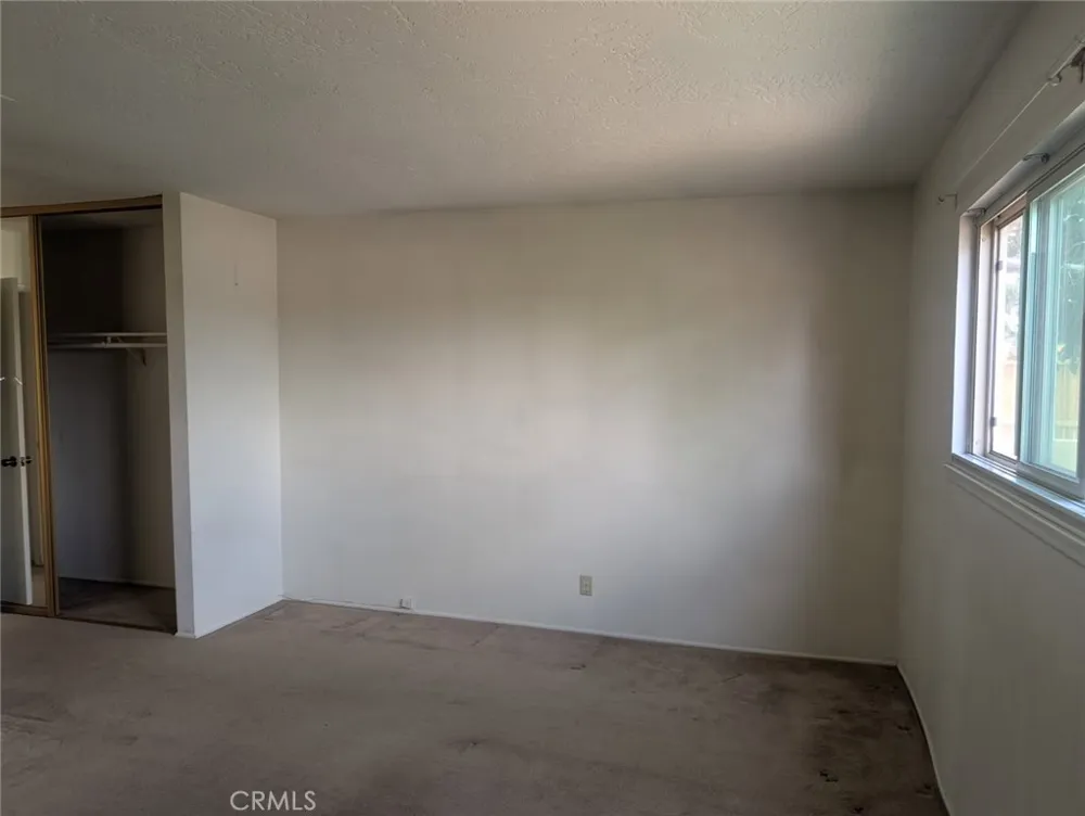 13887 Oakmont Drive Victorville, CA 92395