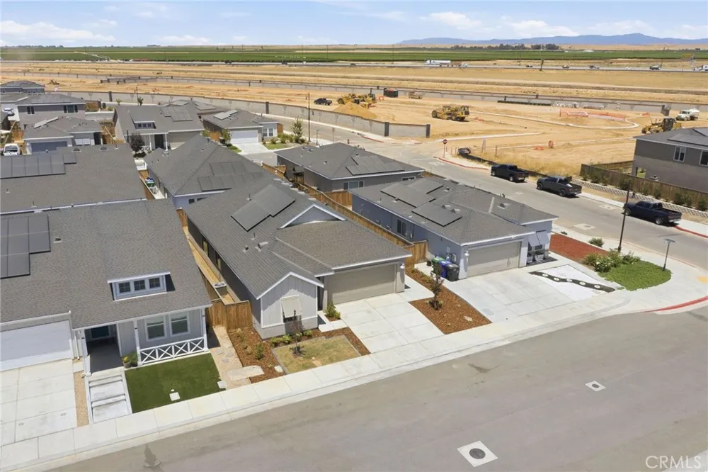 9634 Maple Terrace Lane Shafter, CA 93263