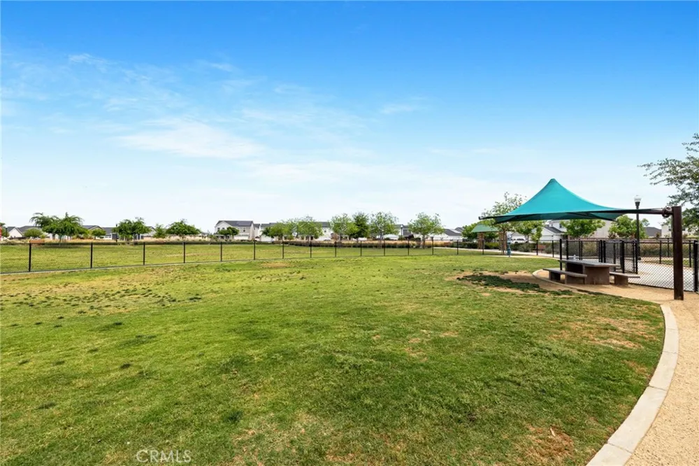 9634 Maple Terrace Lane Shafter, CA 93263