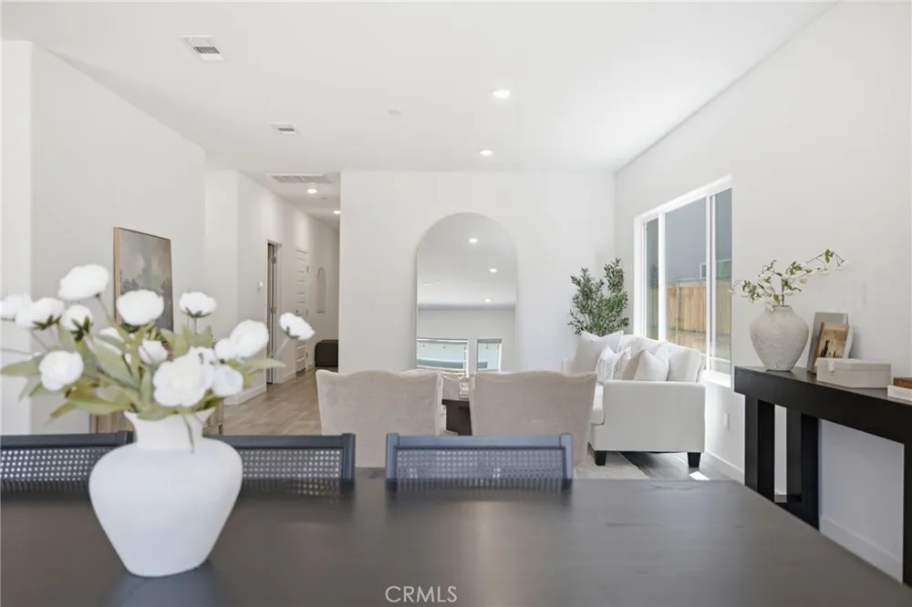 9634 Maple Terrace Lane Shafter, CA 93263