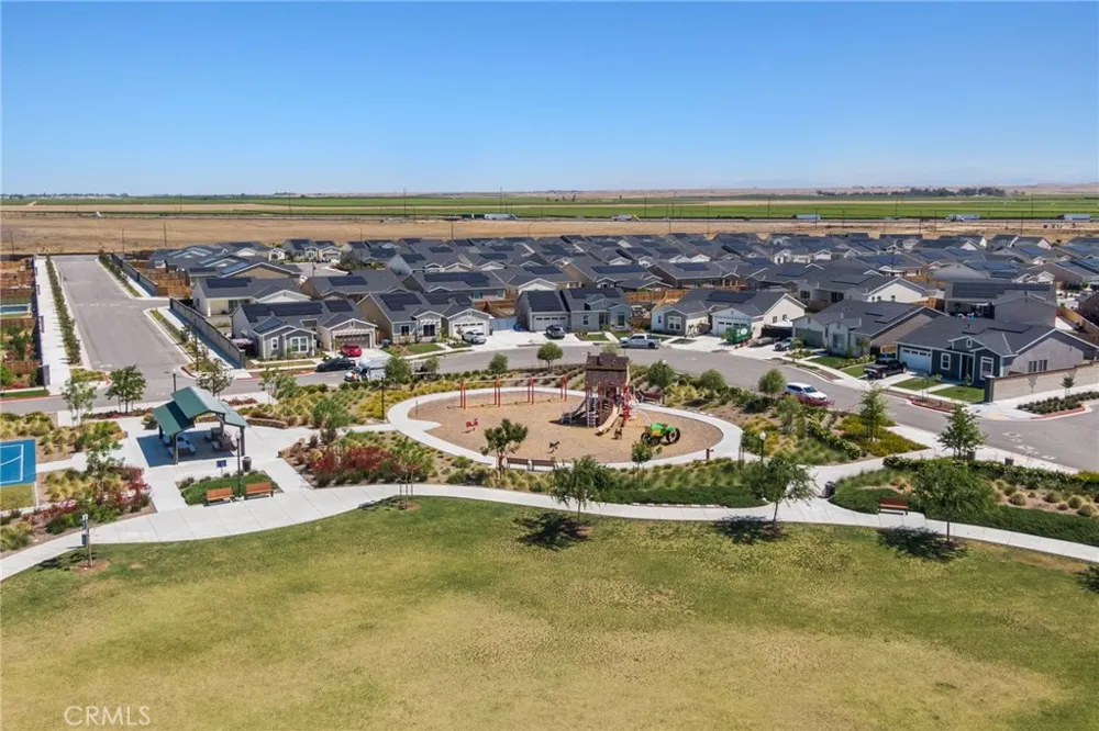9634 Maple Terrace Lane Shafter, CA 93263