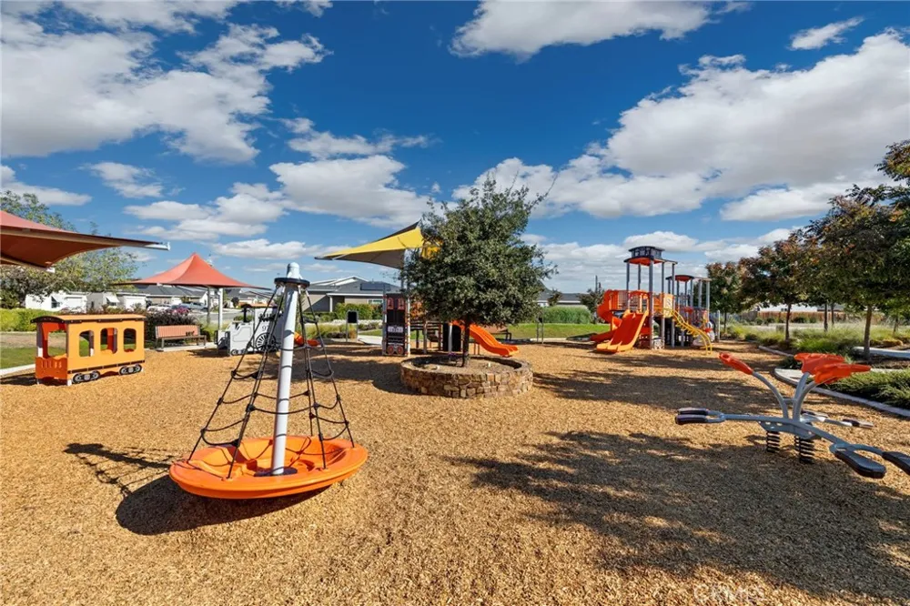 9634 Maple Terrace Lane Shafter, CA 93263