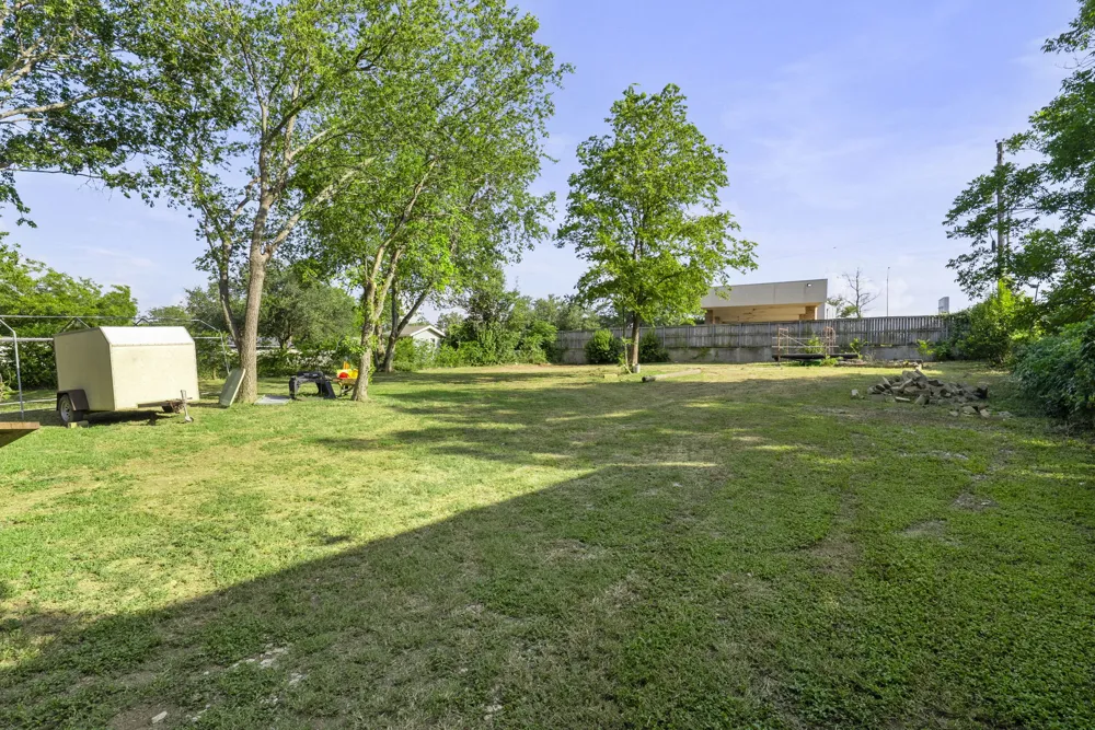 1905 Bissel Lane Austin, TX 78745