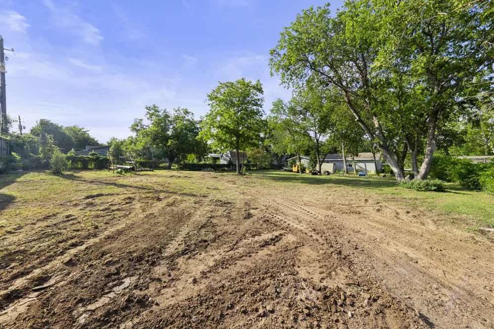 1905 Bissel Lane Austin, TX 78745