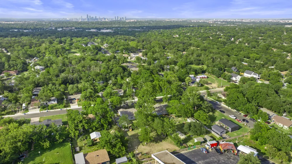 1905 Bissel Lane Austin, TX 78745