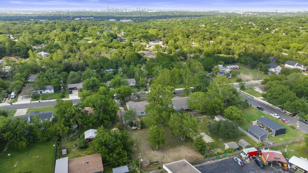 1905 Bissel Lane Austin, TX 78745