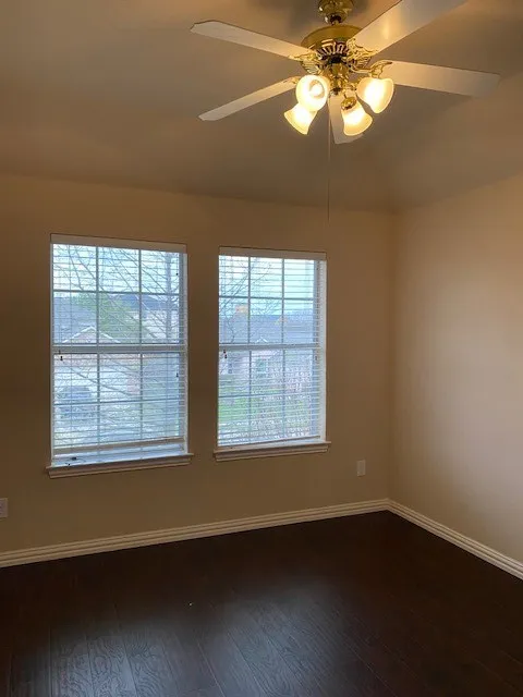 508 BRIAROAKS DRIVE Lake Dallas, TX 75065