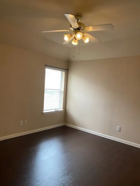 508 BRIAROAKS DRIVE Lake Dallas, TX 75065