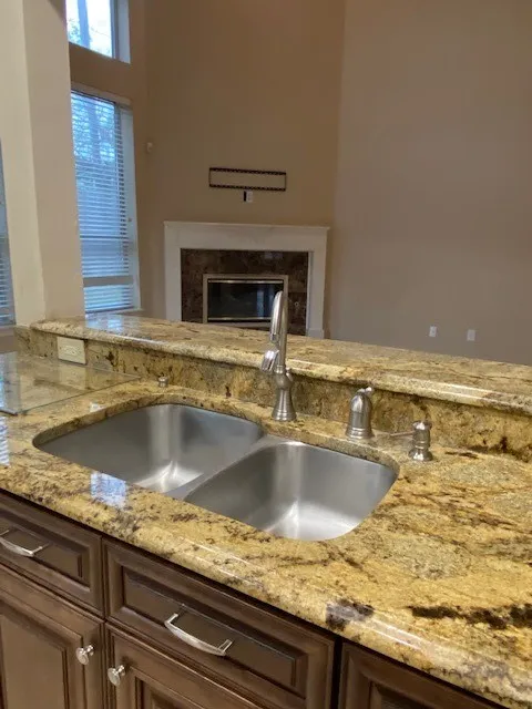 508 BRIAROAKS DRIVE Lake Dallas, TX 75065