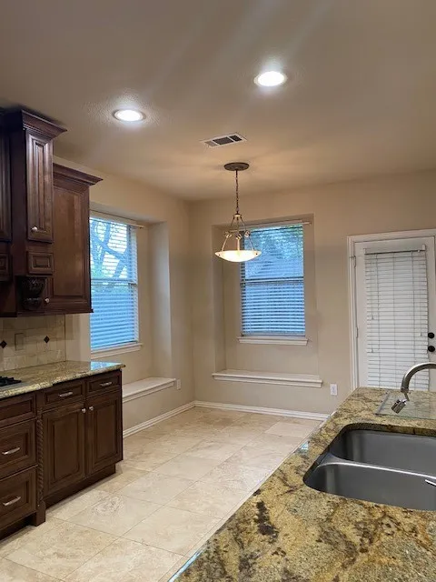 508 BRIAROAKS DRIVE Lake Dallas, TX 75065