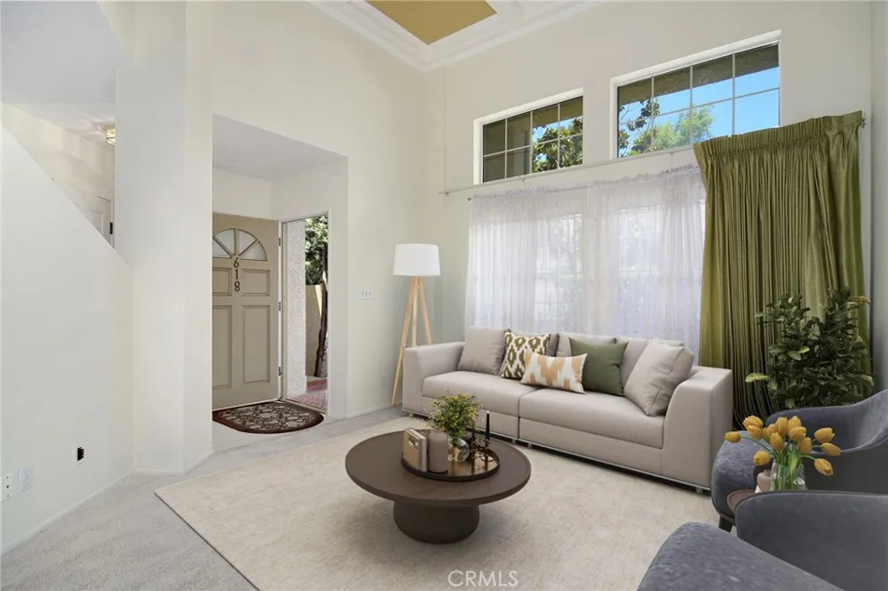 618 Warwick Avenue Thousand Oaks, CA 91360