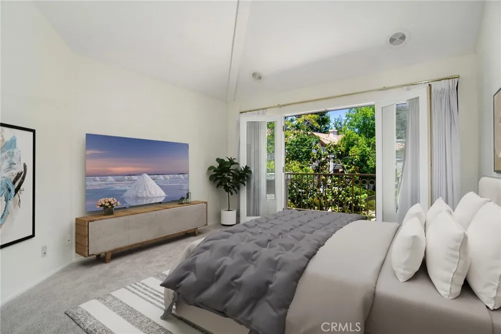 618 Warwick Avenue Thousand Oaks, CA 91360