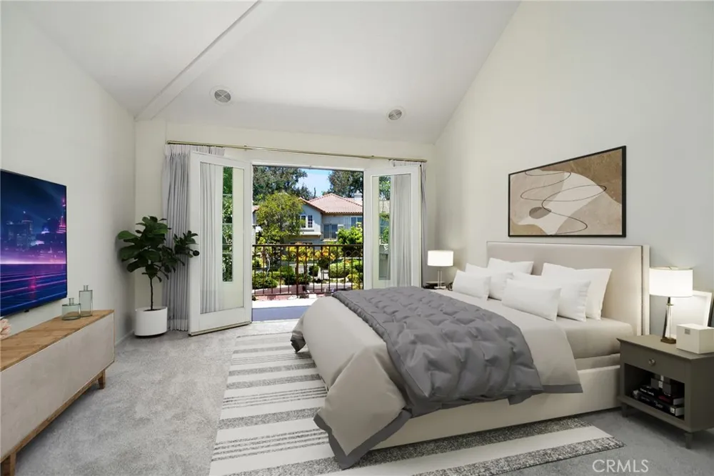 618 Warwick Avenue Thousand Oaks, CA 91360