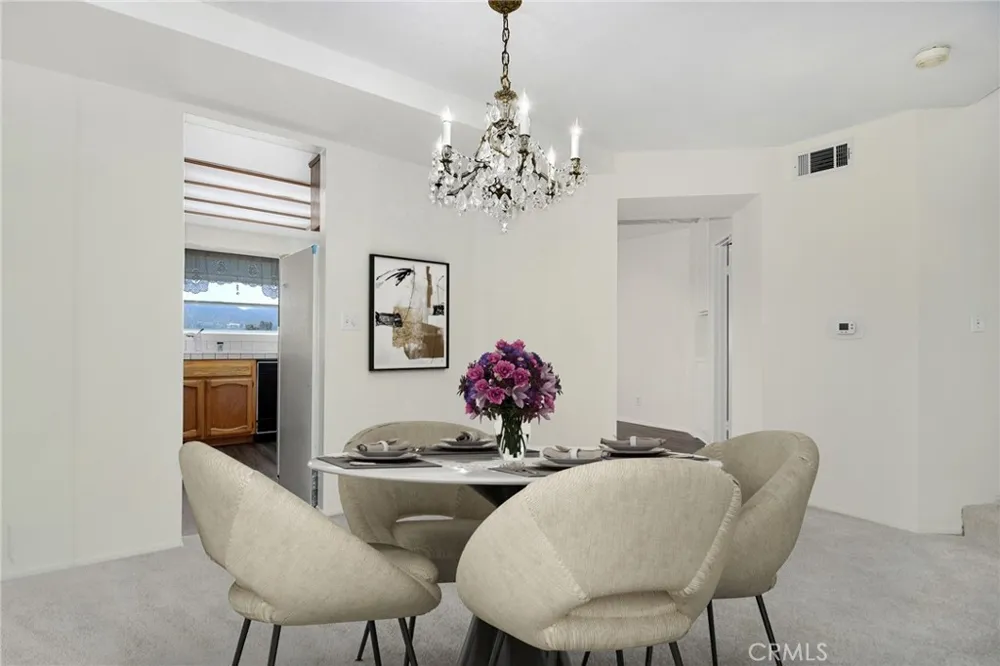618 Warwick Avenue Thousand Oaks, CA 91360