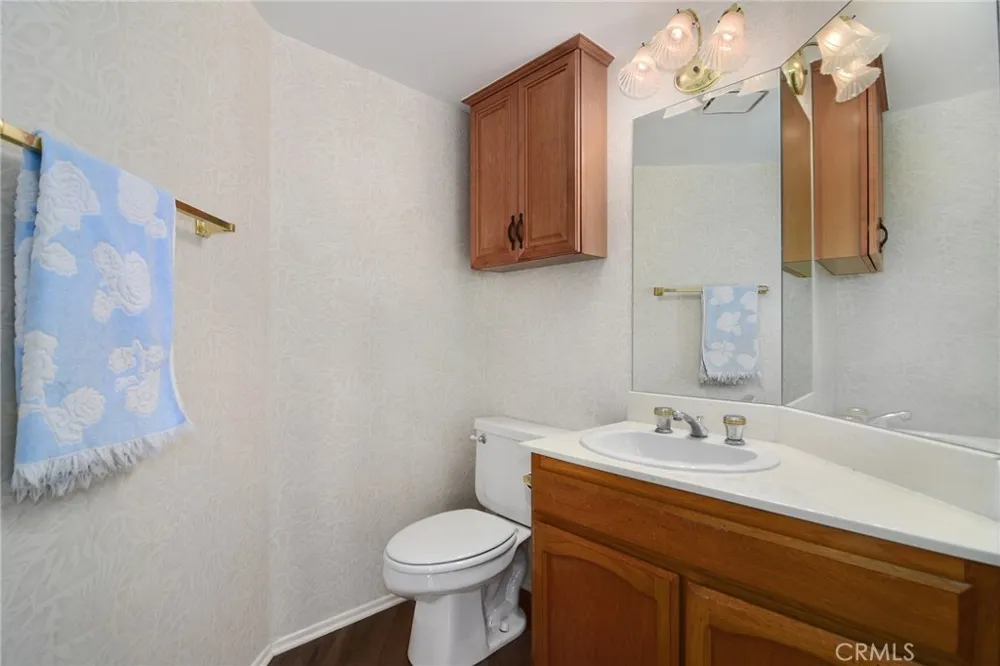 618 Warwick Avenue Thousand Oaks, CA 91360