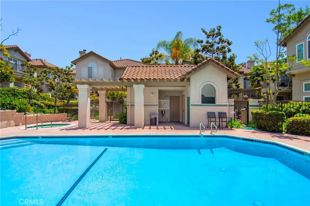 618 Warwick Avenue Thousand Oaks, CA 91360