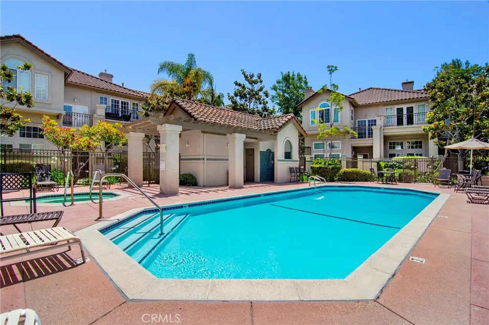 618 Warwick Avenue Thousand Oaks, CA 91360