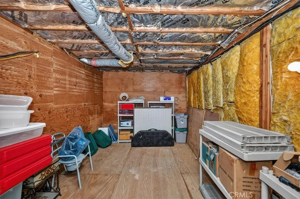 31221 Old City Creek Running Springs, CA 92382