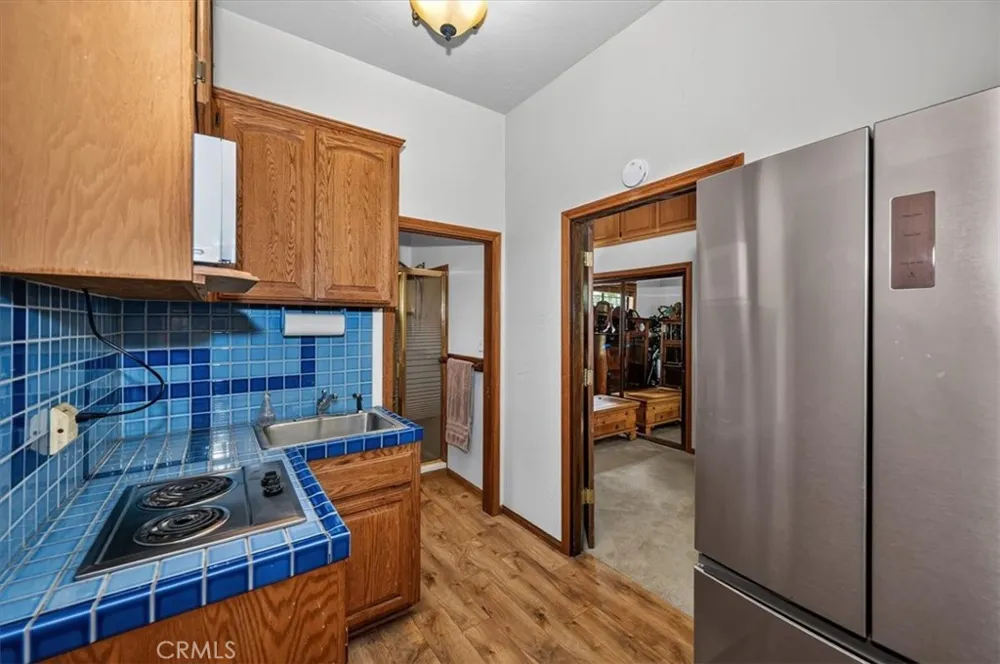 31221 Old City Creek Running Springs, CA 92382