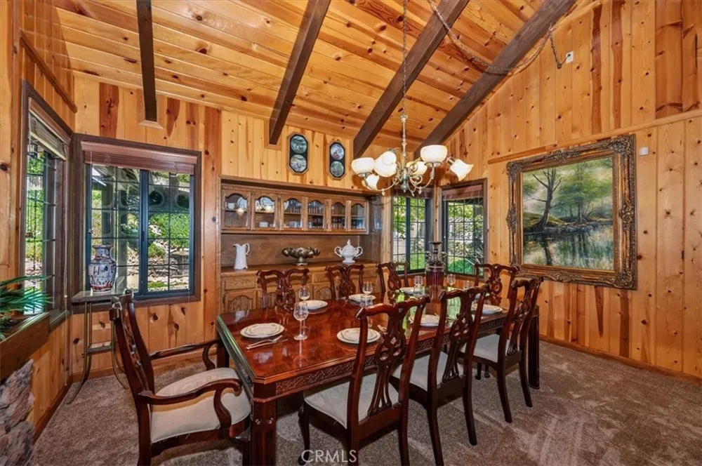 31221 Old City Creek Running Springs, CA 92382