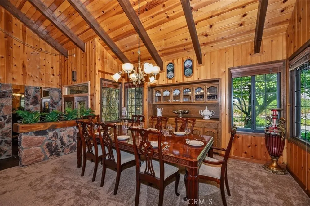 31221 Old City Creek Running Springs, CA 92382