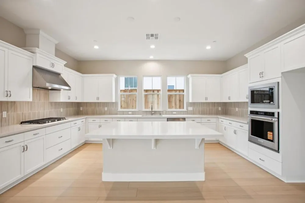 623 Santa Lucia Way Marina, CA 93933