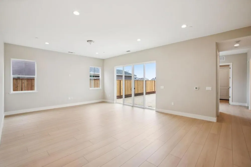 623 Santa Lucia Way Marina, CA 93933