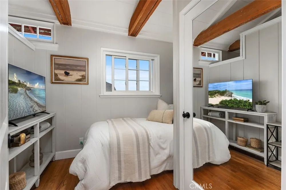 340 Moss Laguna Beach, CA 92651