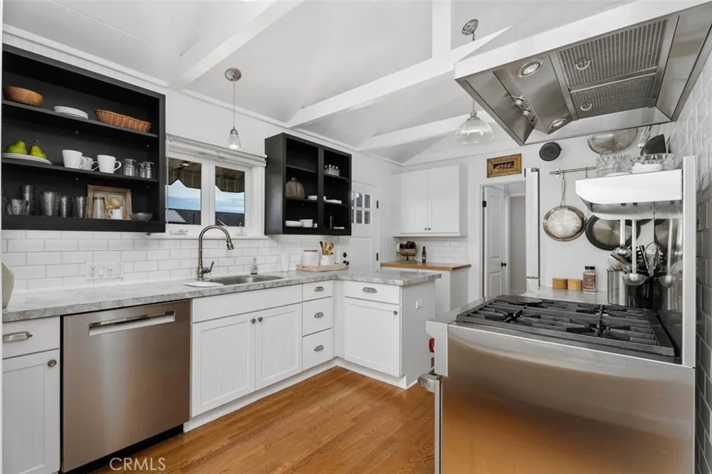 340 Moss Laguna Beach, CA 92651