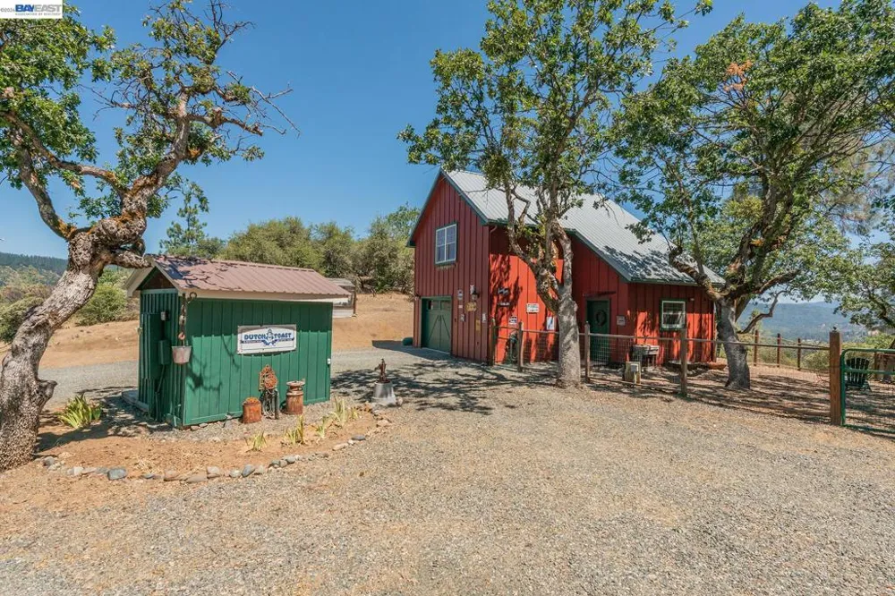 600 Top of The Grade Douglas City, CA 96024