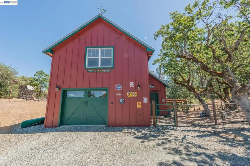 600 Top of The Grade Douglas City, CA 96024