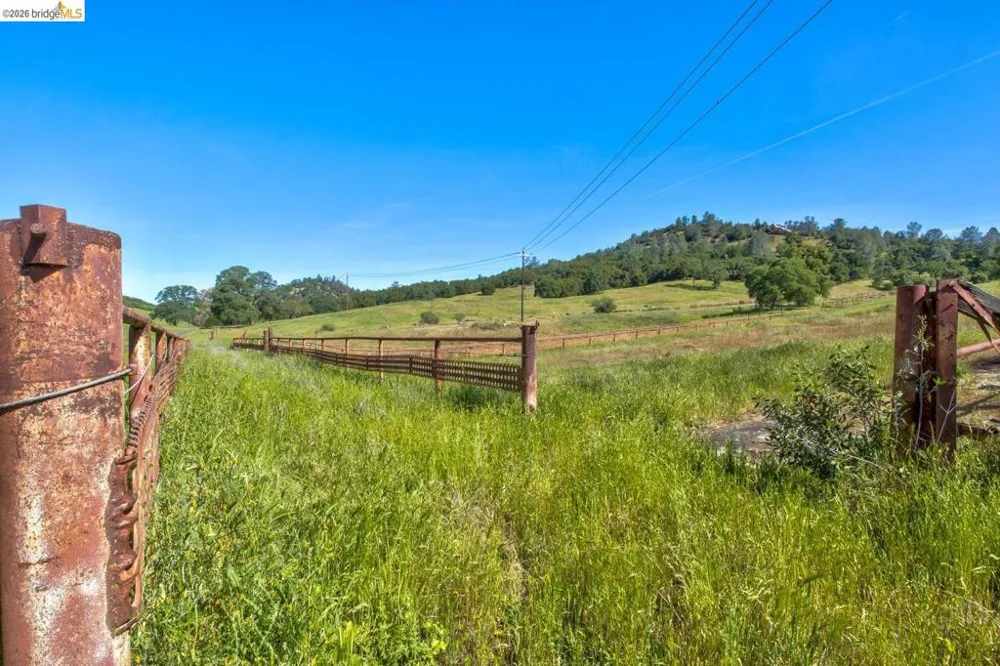 4780 Mary Harrison Mine Rd Coulterville, CA 95311